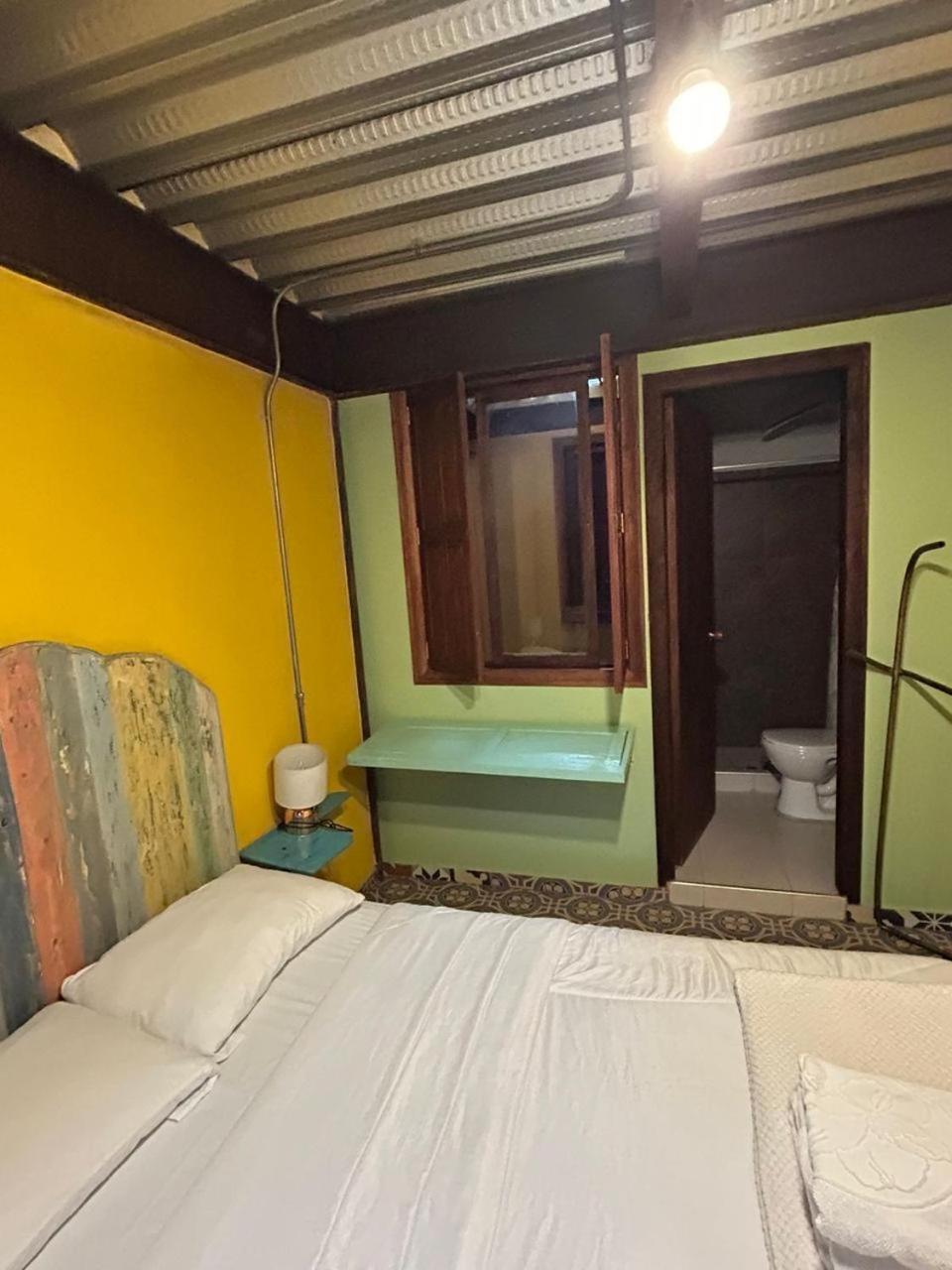 Hostal Casa Astromelia Bogota Bagian luar foto